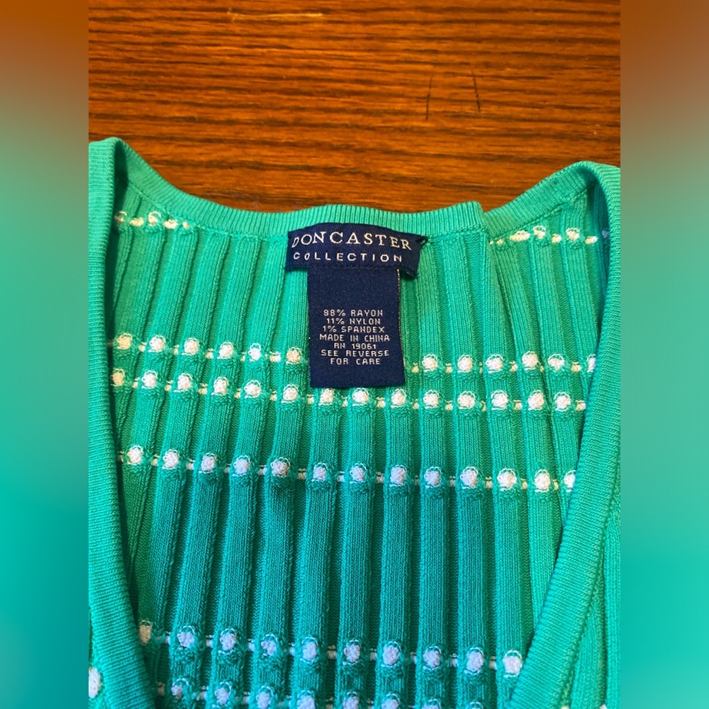 Don Caster Zip up Sweater - Picture 8 of 8